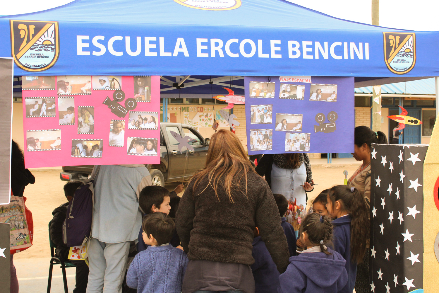 Pichidangui se vistió de ciencia para celebrar su primera Feria Escolar de Innovación y Tecnología