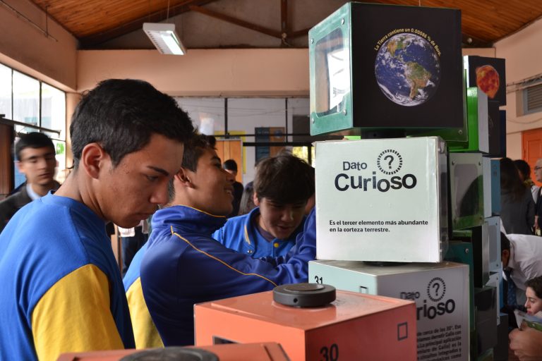 La “Tabla Periódica Interactiva” se trasladó a la comuna de Salamanca