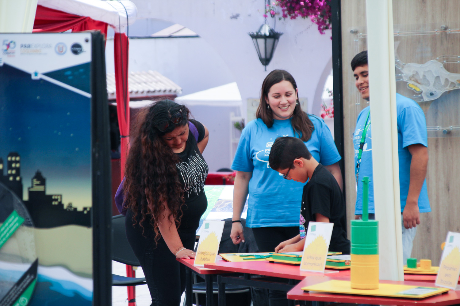Panoramas veraniegos: Muestras científicas estarán exhibiéndose durante enero en La Serena