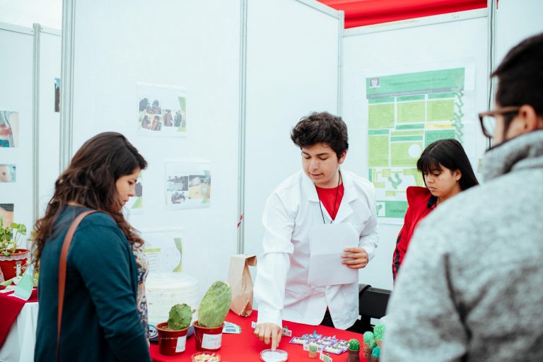 Niños y niñas de la Región presentaron sus soluciones científicas a problemas locales y nacionales