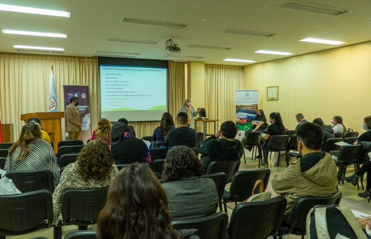 Docentes en IIE 2022: aprendiendo y enseñando a amar la búsqueda del nuevo conocimiento