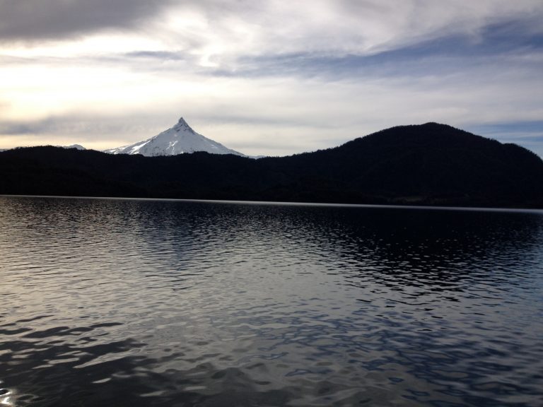 Conociendo los “Volcanes de la Región de Los Lagos”