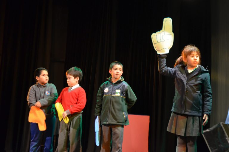 Más de 430 niños participaron en el “Show de la Ciencia” del PAR EXPLORA Los Lagos