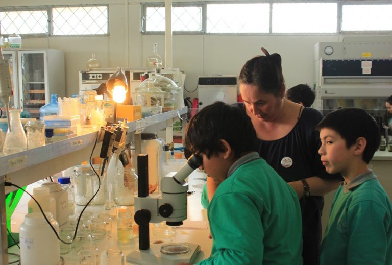 LABORATORIOS Y MUSEOS ABIERTOS PARA LA COMUNIDAD ESTUDIANTIL DE OSORNO