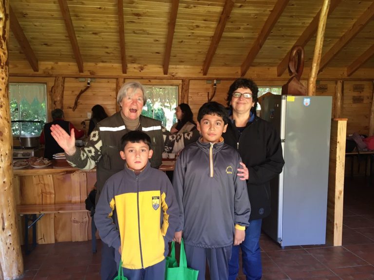 Ganadores de Mega Científicos conocieron el Parque Katalapi