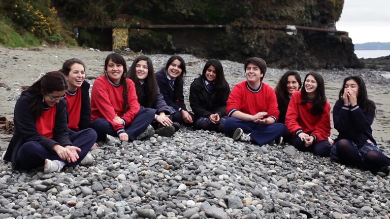 PAR EXPLORA Los Lagos adjudica Clubes de Ciencia en las cuatro provincias de la Región