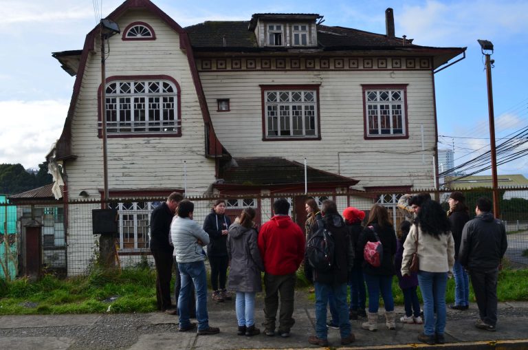 Con charla sobre el Patrimonio Arquitectónico de Puerto Montt finaliza “Bibliociencia” del PAR EXPLORA Los Lagos