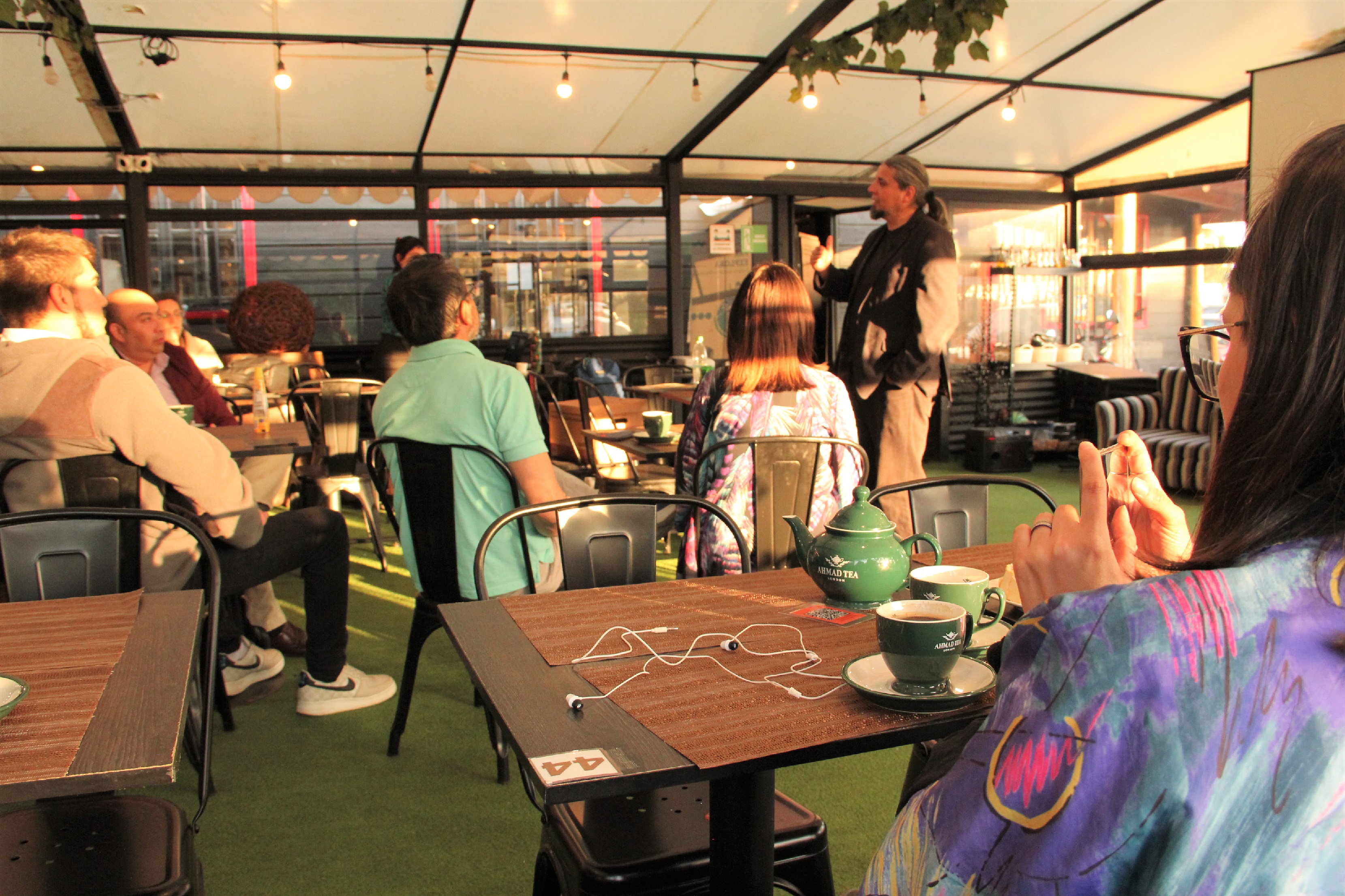 Debate sobre TPP 11 concitó participación y diferentes posturas en Café Científico