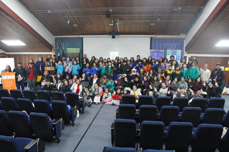 PAR Explora Los Lagos inauguró sus actividades 2024 con interesante charla para estudiantes