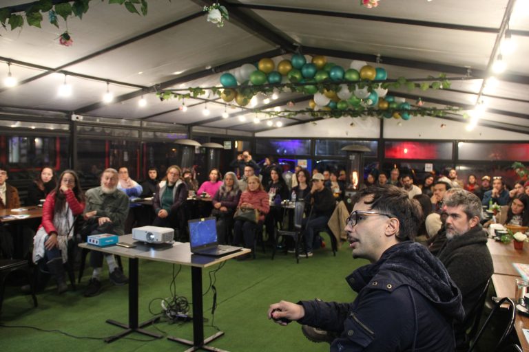 «Arqueología y Antropología del Bordemar del Reloncaví” fue la temática que se abordó con en el segundo Café Científico de Puerto Montt