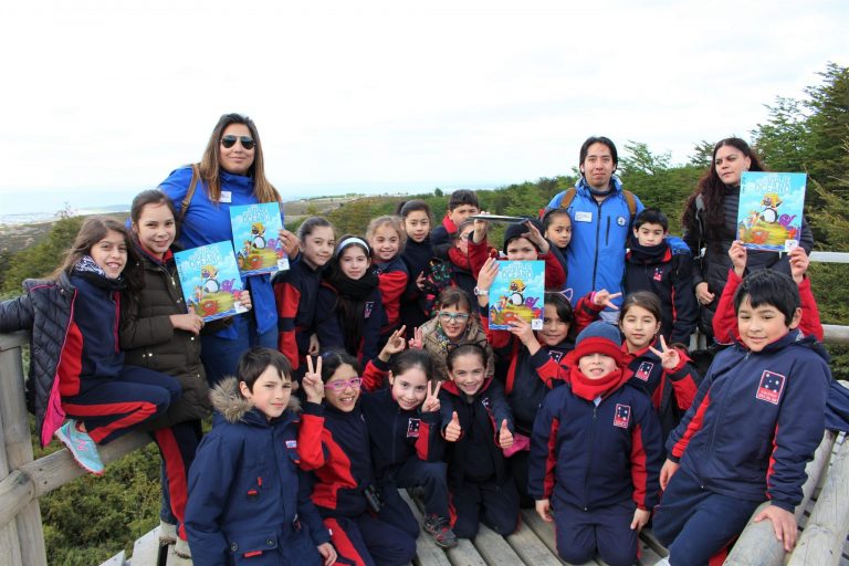 Ganadores del Álbum Explora “Un gran viaje por el océano” de Punta Arenas visitaron la Reserva Nacional Magallanes