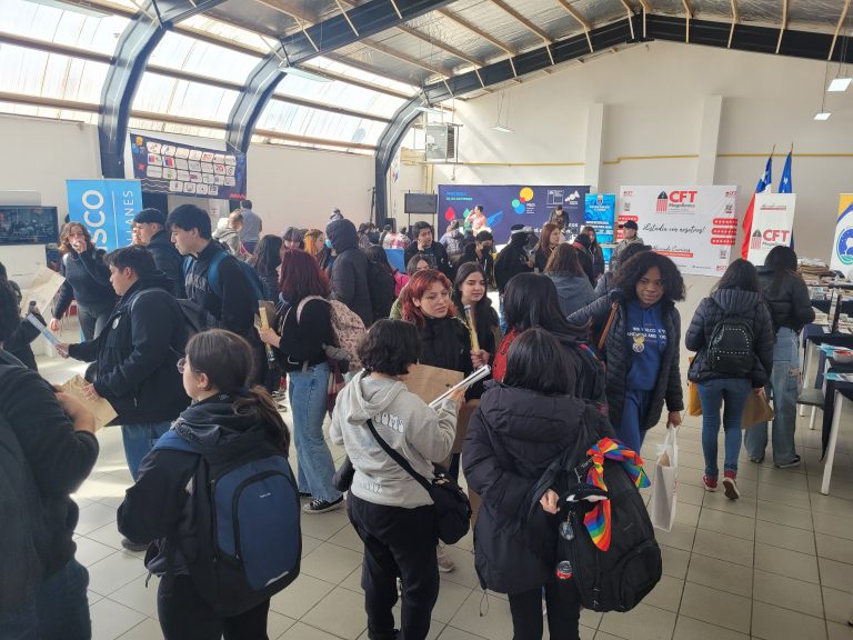 MASIVA PARTICIPACIÓN EN ACTIVIDADES DEL FESTIVAL DE LAS CIENCIAS (FECI), REALIZADAS EN PORVENIR Y PUNTA ARENAS