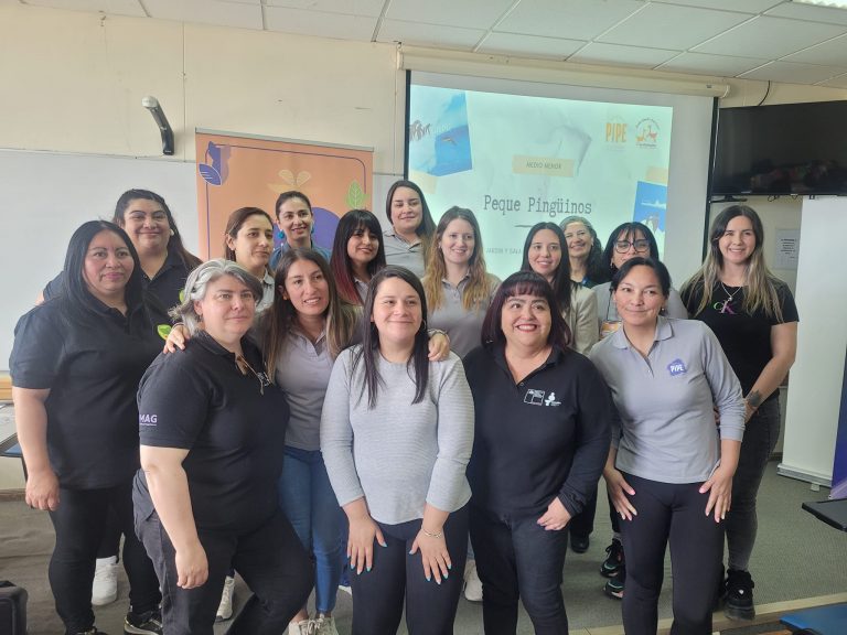 Educadoras y técnicas de párvulos de distintas localidades de la región expusieron sus trabajos en la Socialización de PIPE
