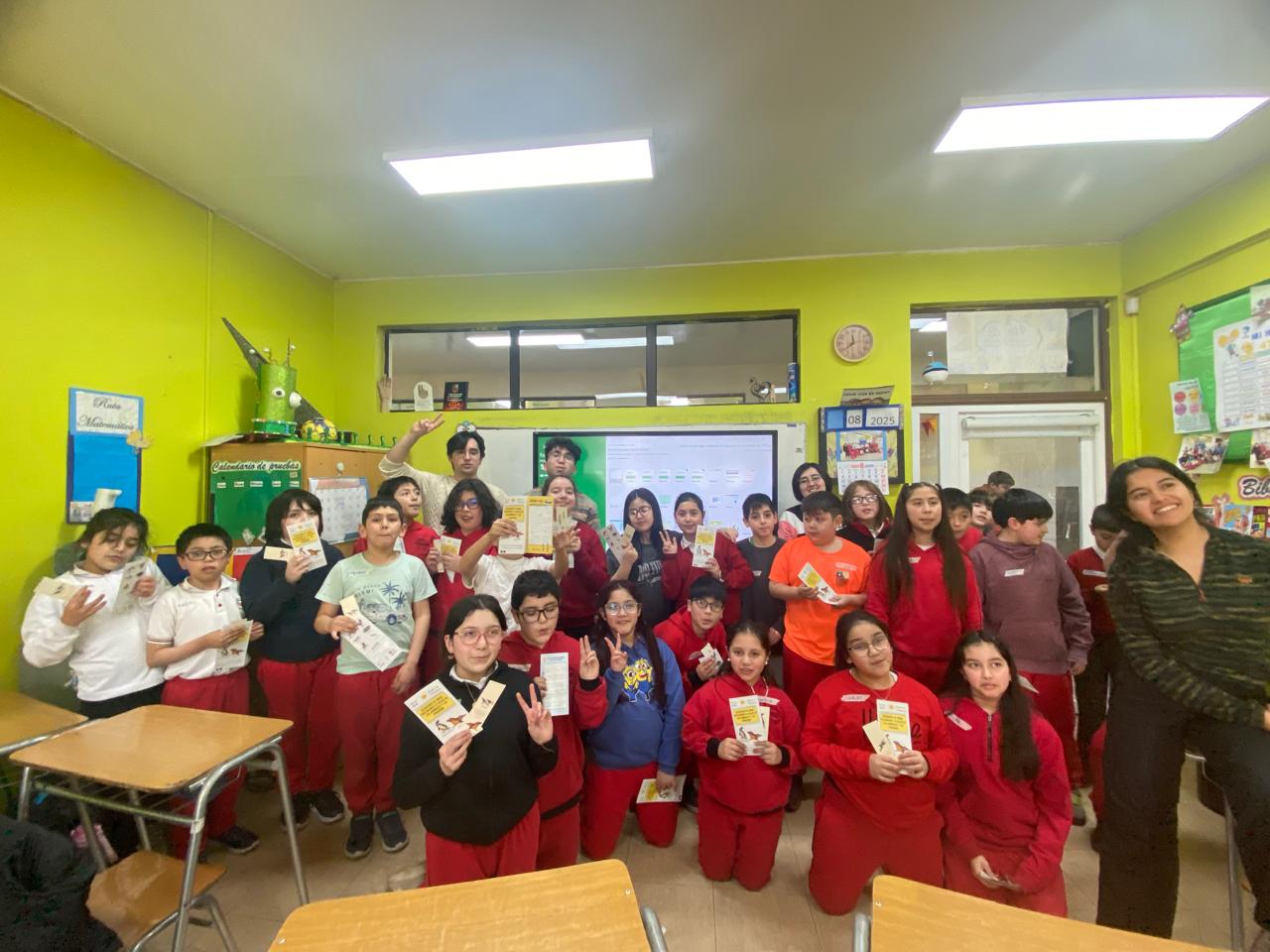 Estudiantes de Puerto Natales, Porvenir y Laguna Blanca aprendieron sobre el virus influenza aviar a través del instrumento “ Explora tu Ciencia” del Programa Explora