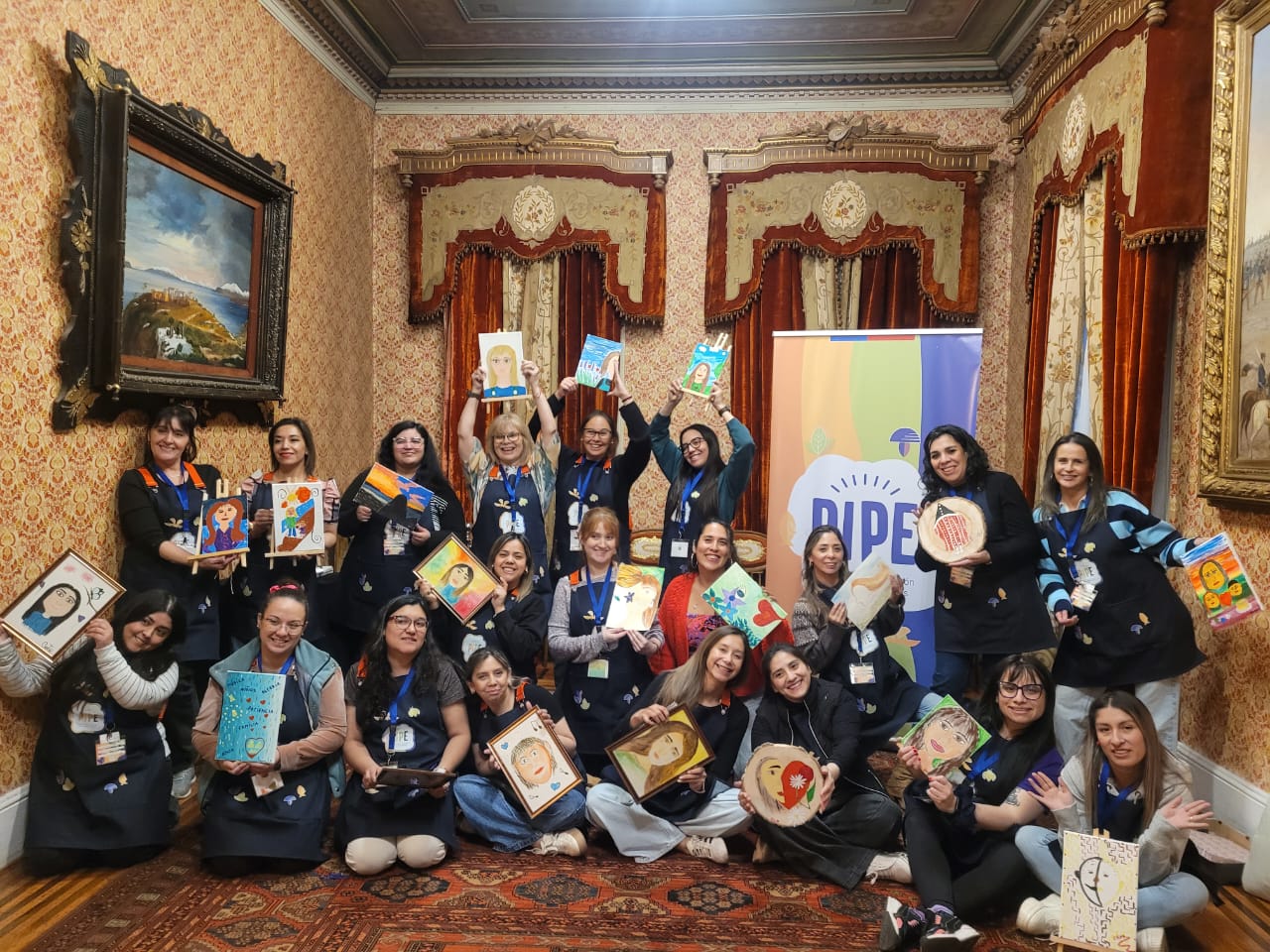 30 educadoras provenientes de diversas localidades de la región se capacitaron en “ Investigación en Arte”, en el primer Núcleo de transferencia metodológica de PIPE del programa Explora