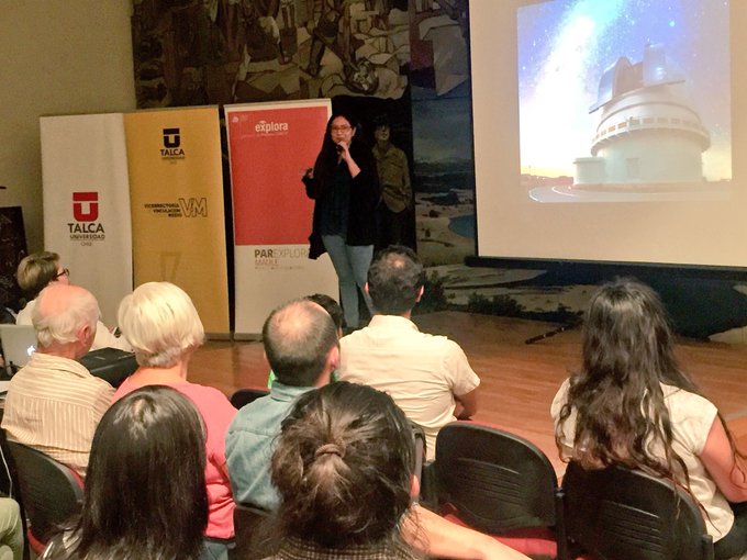 Astrónomas acercaron el espacio a la comunidad con Charlas Estelares