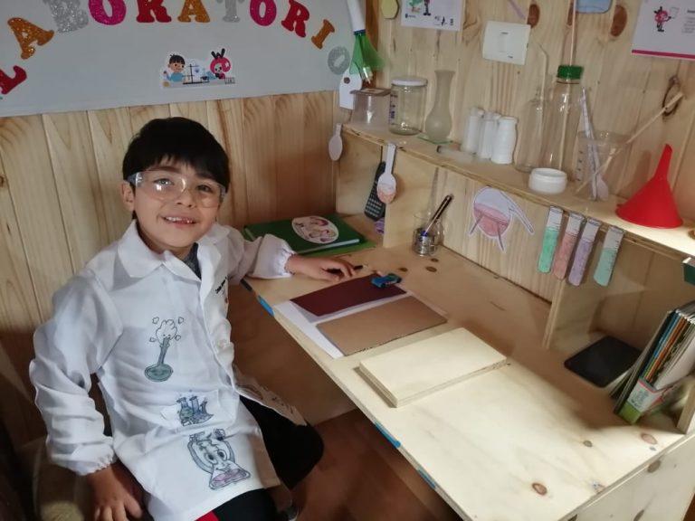 Uppa Lab invita a docentes y estudiantes a convertir sus casas en museos y laboratorios científicos