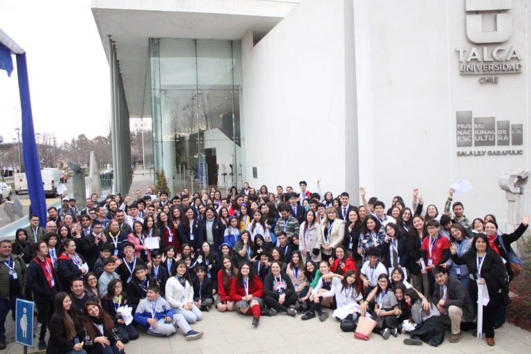 Feria científica acogió a estudiantes de cuatro regiones