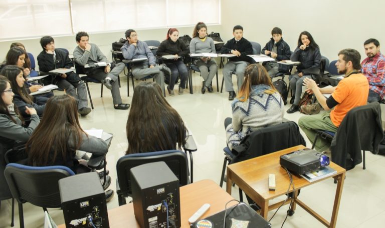 Realizan taller Científic@s Polares Escolares para FAE