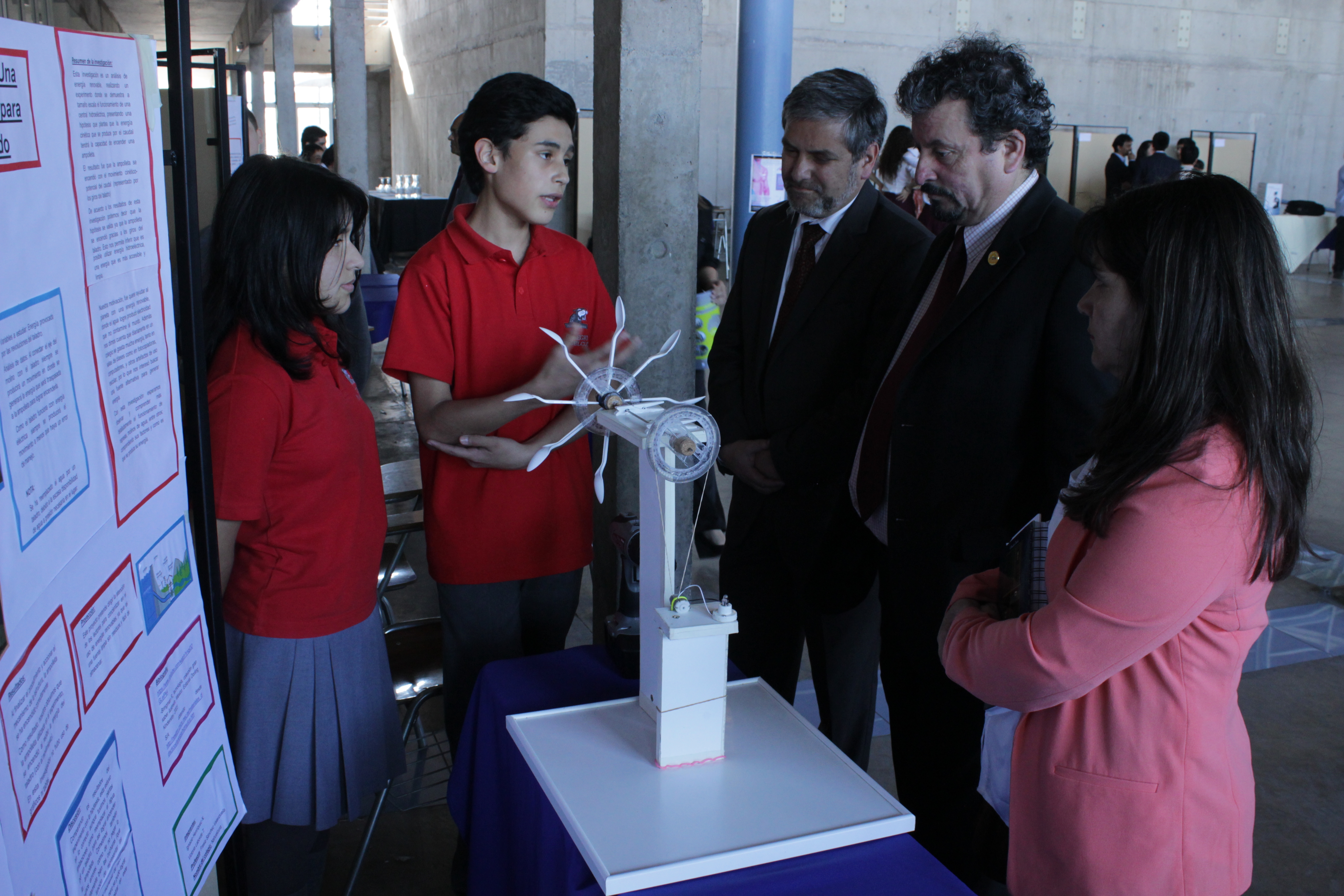 Conoce los Proyectos Ganadores  Clubes Explora 2015