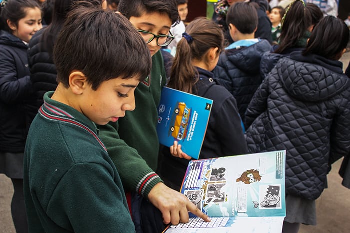 Álbum de Los Océanos llega a más de 8 mil estudiantes de la región