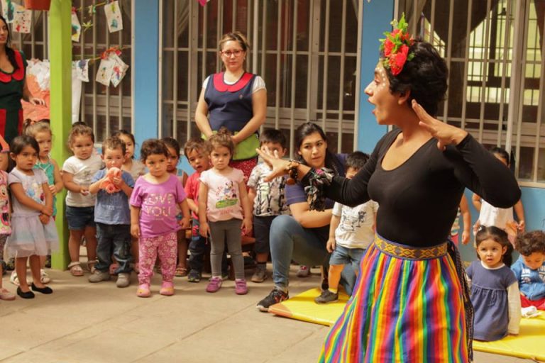 Colegios premiados por álbum de la Biomimética