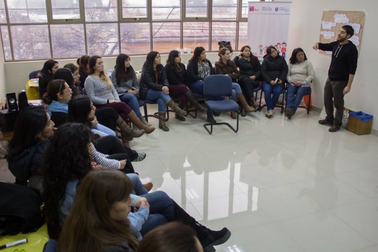 Educadoras de Párvulos se capacitan en TCC