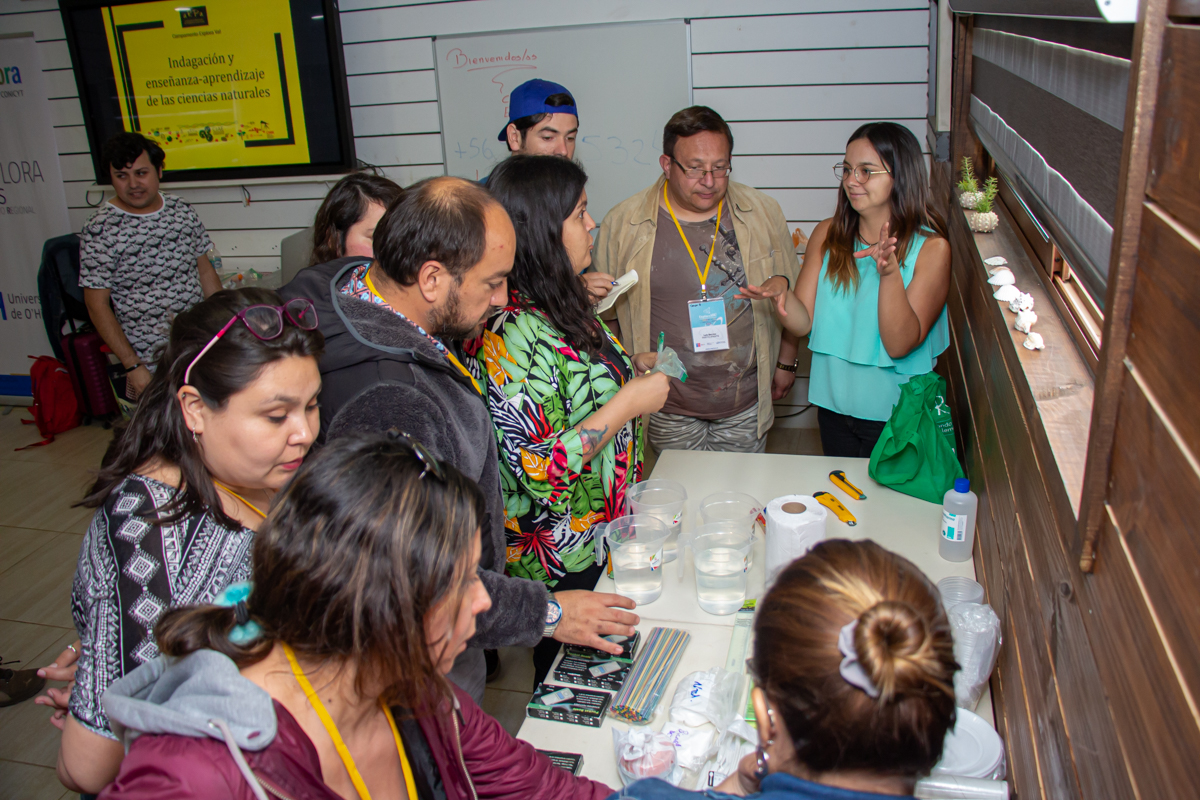 Diálogo con embajadores marca jornada de día martes en Campamento Científico