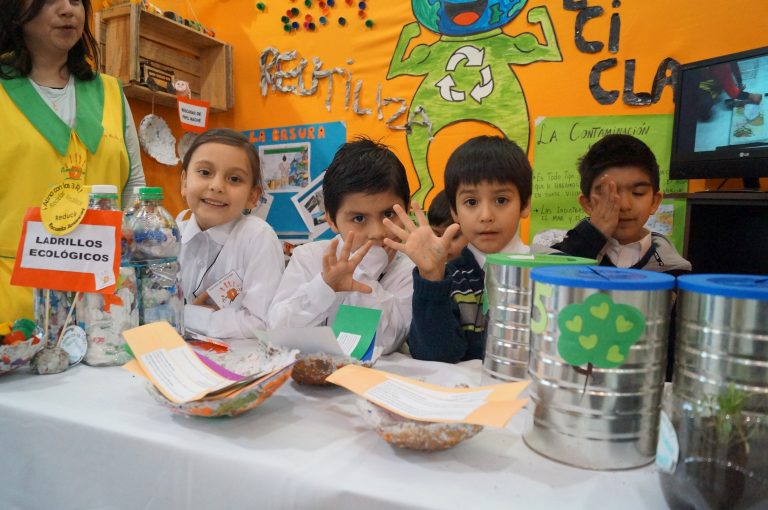 ¡ A festejar el Día de la Ciencia en mi Colegio 2014 !