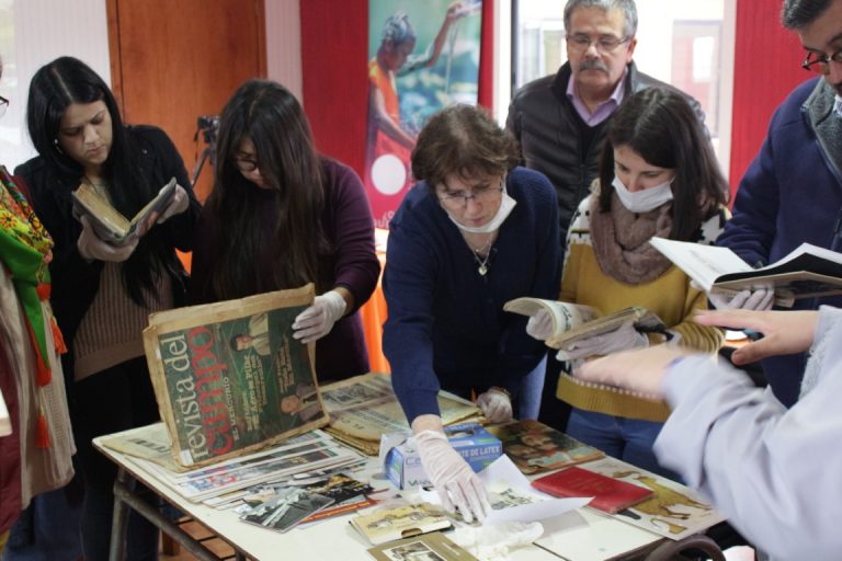 Docentes de ciencias sociales se capacitaron para hacer investigaciones con sus estudiantes