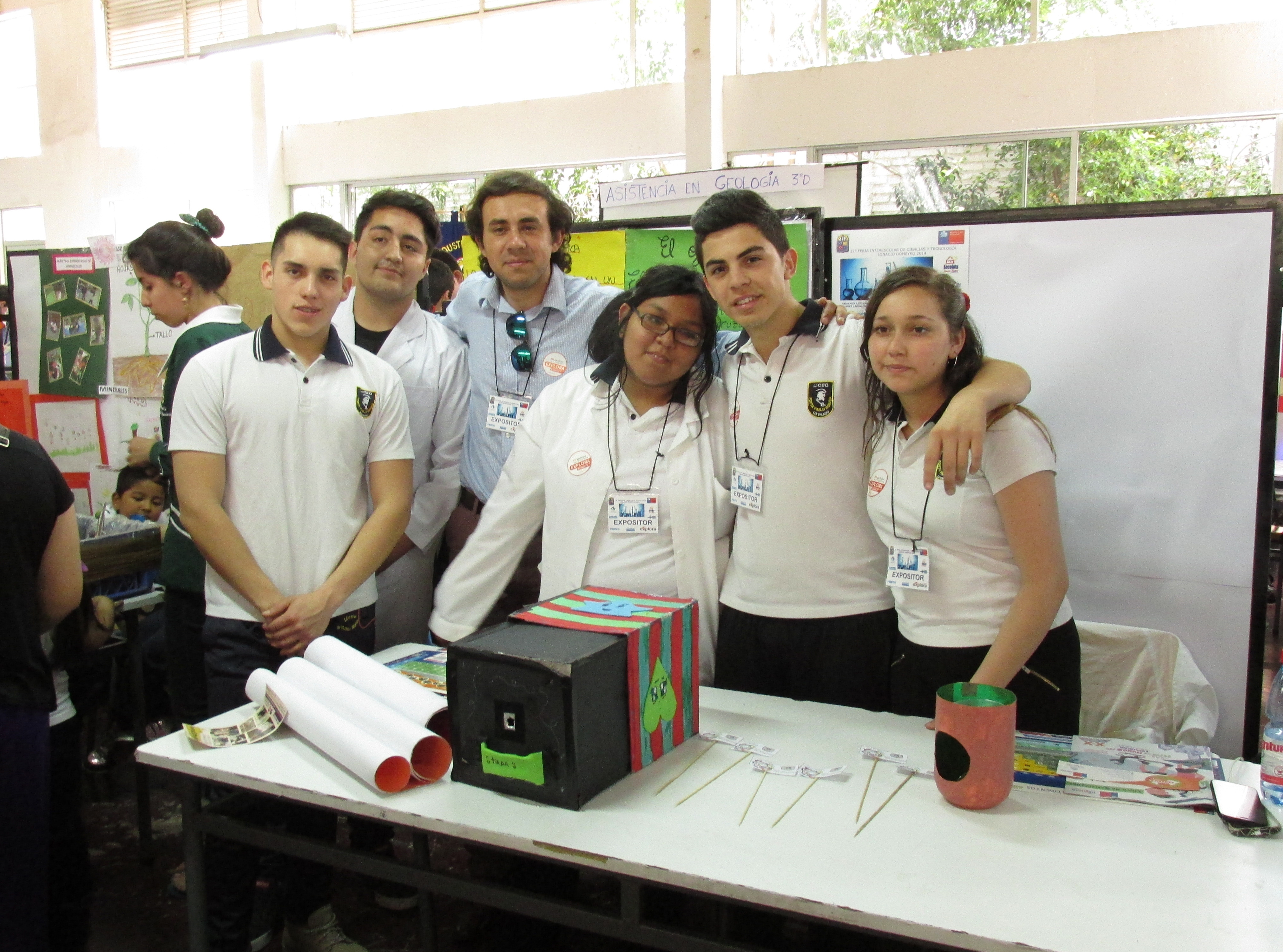 Liceo Ignacio Domeyko realizó 12° Feria Científica