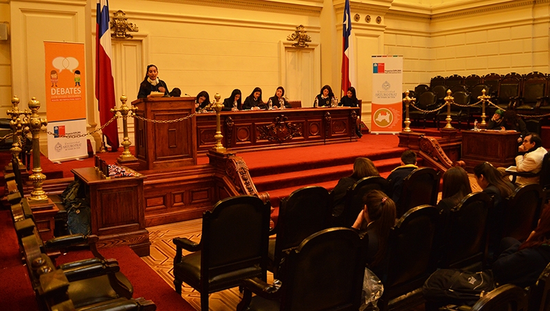 Colegio Liahona y Liceo Tajamar alcanzaron el primer lugar en Torneo de Debates Científicos