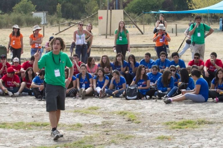 Atención: abiertas las convocatorias a Campamento Chile Va! Región Metropolitana