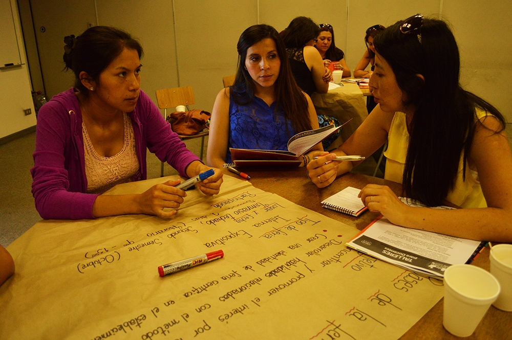 Taller entregó todos los tips necesarios para organizar una Feria de Ciencias