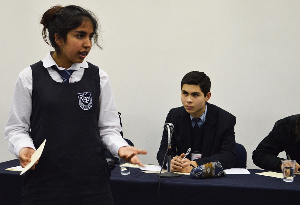 Concluye primera ronda del Torneo de Debates