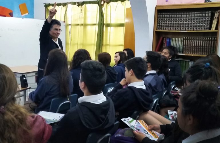 EXPLORA CONICYT abre convocatoria 1000 Científicos 1000 Aulas