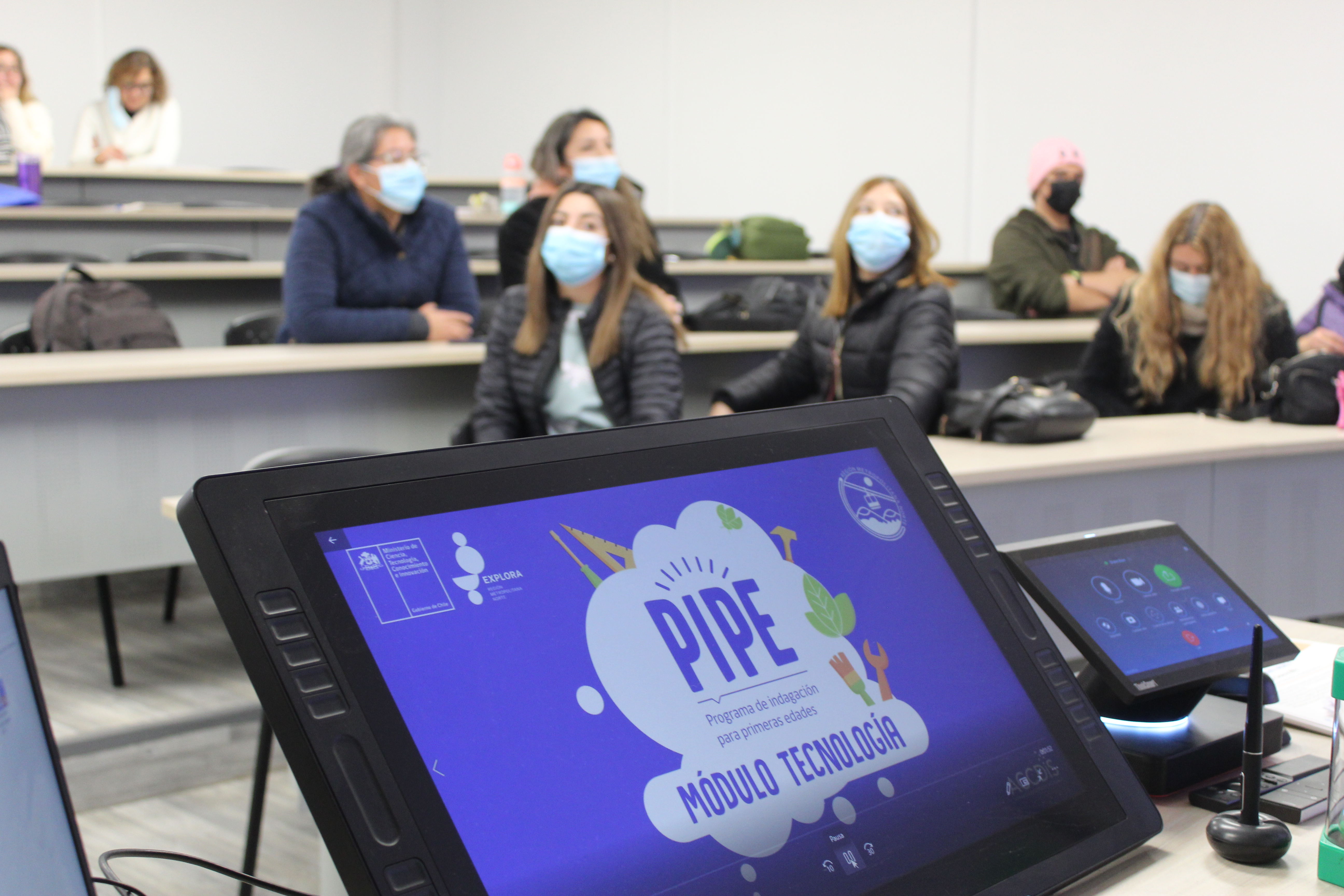 Más de 40 educadores de la RM Norte recibieron su kit para implementar PIPE 2022