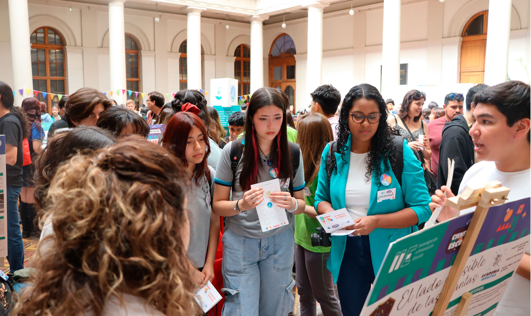 Iniciativa Explora abre caminos universitarios a jóvenes con vocación científica