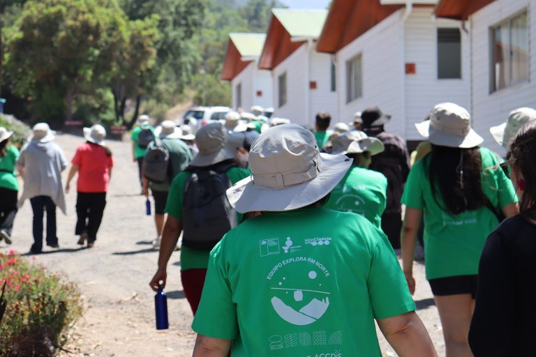 Ciencia, naturaleza y colaboración: docentes fortalecen su labor pedagógica en Campamento Explora VA!