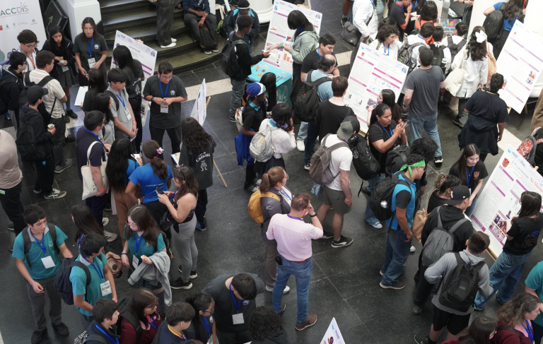 Ciencia escolar se toma el MAC: Cierre de los Clubes Explorador@s del Conocimiento