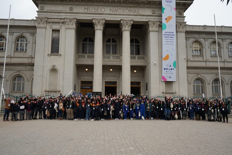 Estudiantes de las regiones de Coquimbo, Valparaíso y Santiago presentaron sus proyectos de Investigación e Innovación Escolar 2024