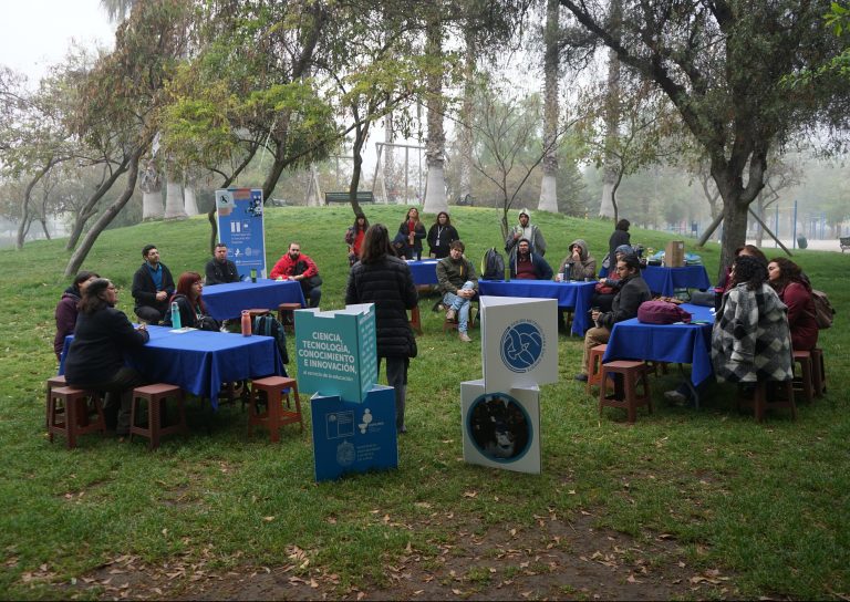 Docentes de IIE comparten experiencias y conocimientos en un encuentro al aire libre