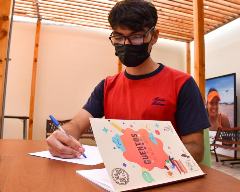 Convocan a estudiantes a postular a la segunda edición de “Cuentos Interculturales de Tarapacá”