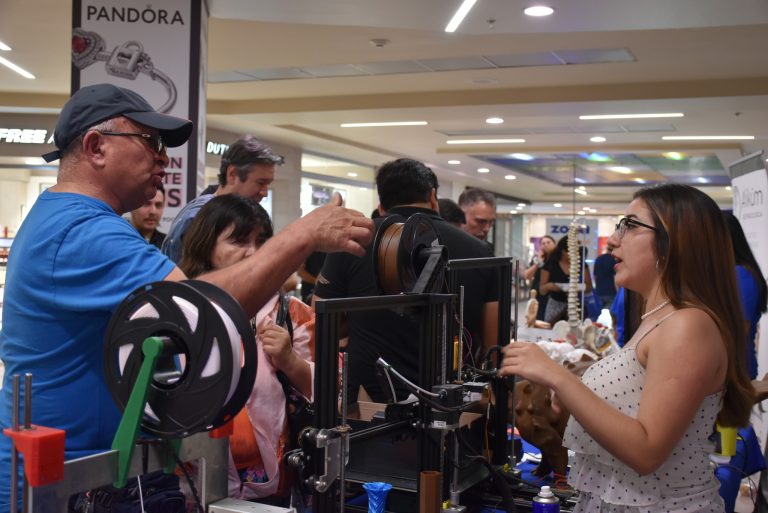 EXITOSA FERIA CIENTÍFICO-TECNOLÓGICA “EXPLORA TU REGIÓN” CONGREGÓ A EXPONENTES DE LA CTCI EN MALL ZOFRI