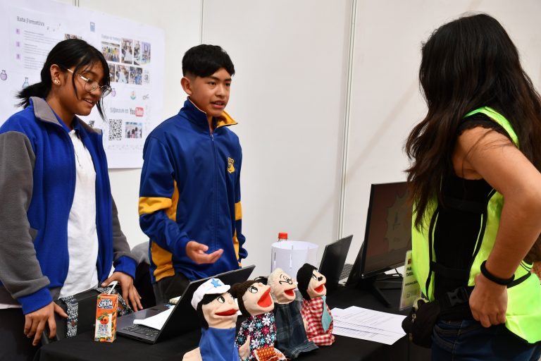 CONGRESO REGIONAL EXPLORA REUNIÓ PROYECTOS DE INVESTIGACIÓN E INNOVACIÓN ESCOLAR