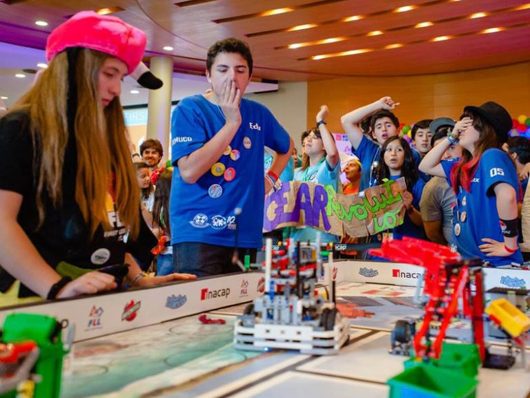 ¡Acepta el Desafío FIRST LEGO League!
