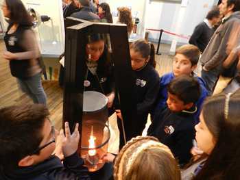 Exposición interactiva “Prende la luz” ilumina Casa Estación de Quintero