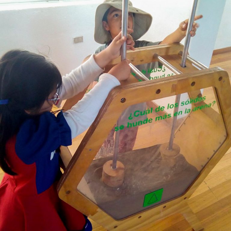 PAR Explora llevó la ciencia a la gran feria “Yo creo en Quillota”