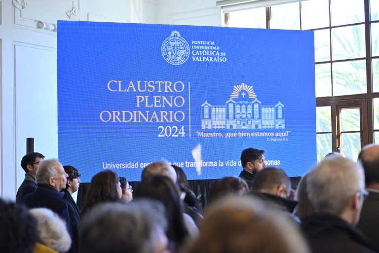 Proyecto Explora Valparaíso es destacado por su labor estratégica para el desarrollo de la PUCV
