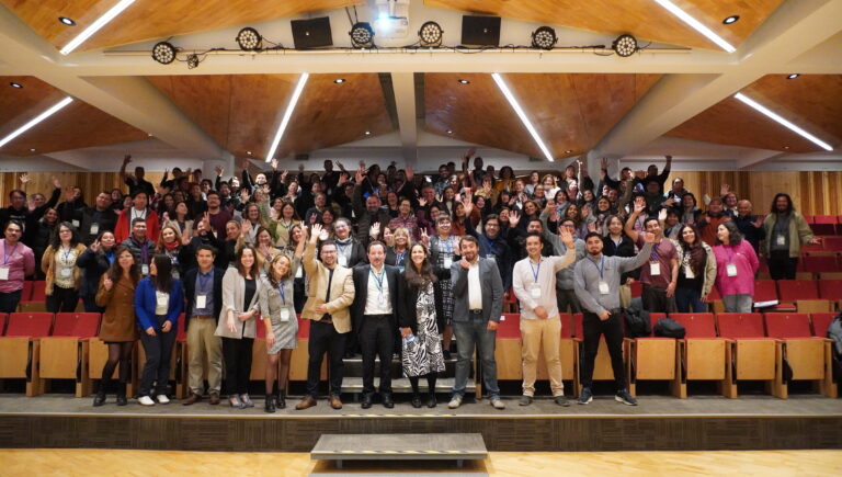 La región se hizo presente en la inauguración de las Academias Explora 2025-2026